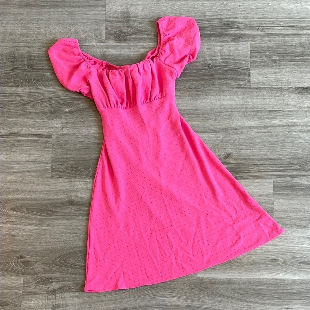 NEW Blu Pepper Fuchsia Cut Out Back Textured Dress